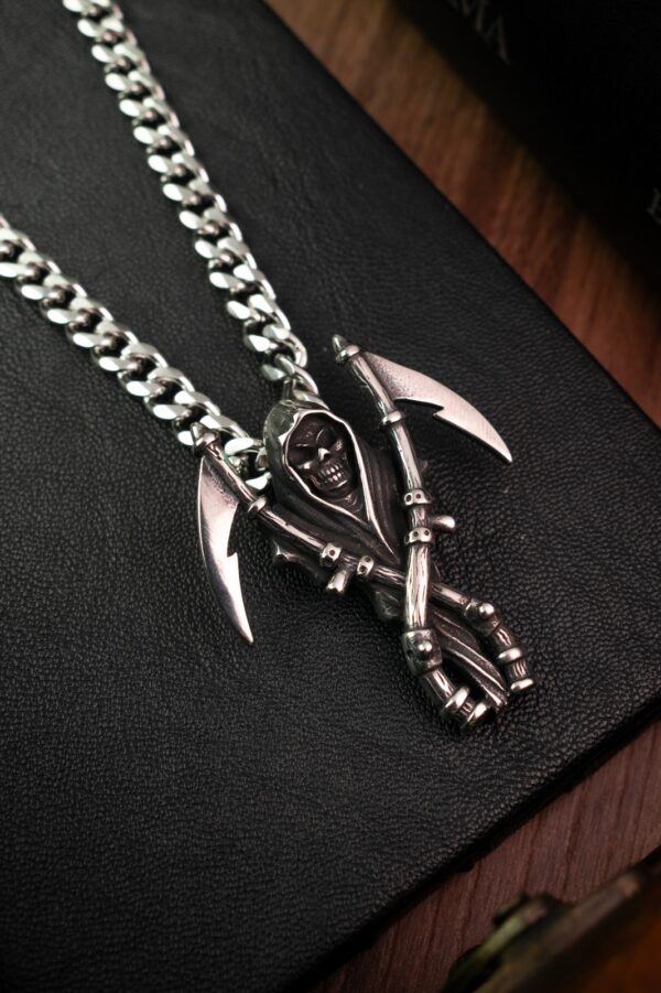 Crypt - Imagen 2
