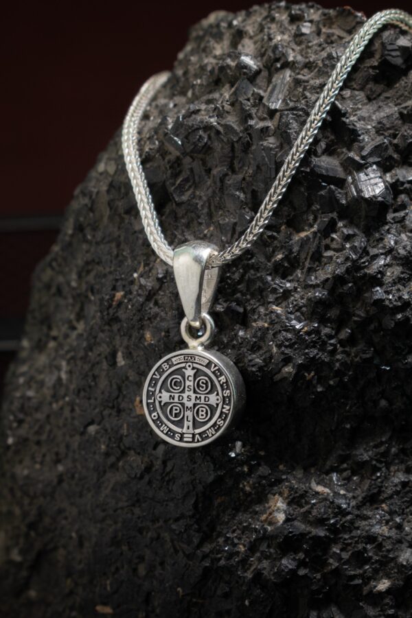 Collar Benito Ganz Fine