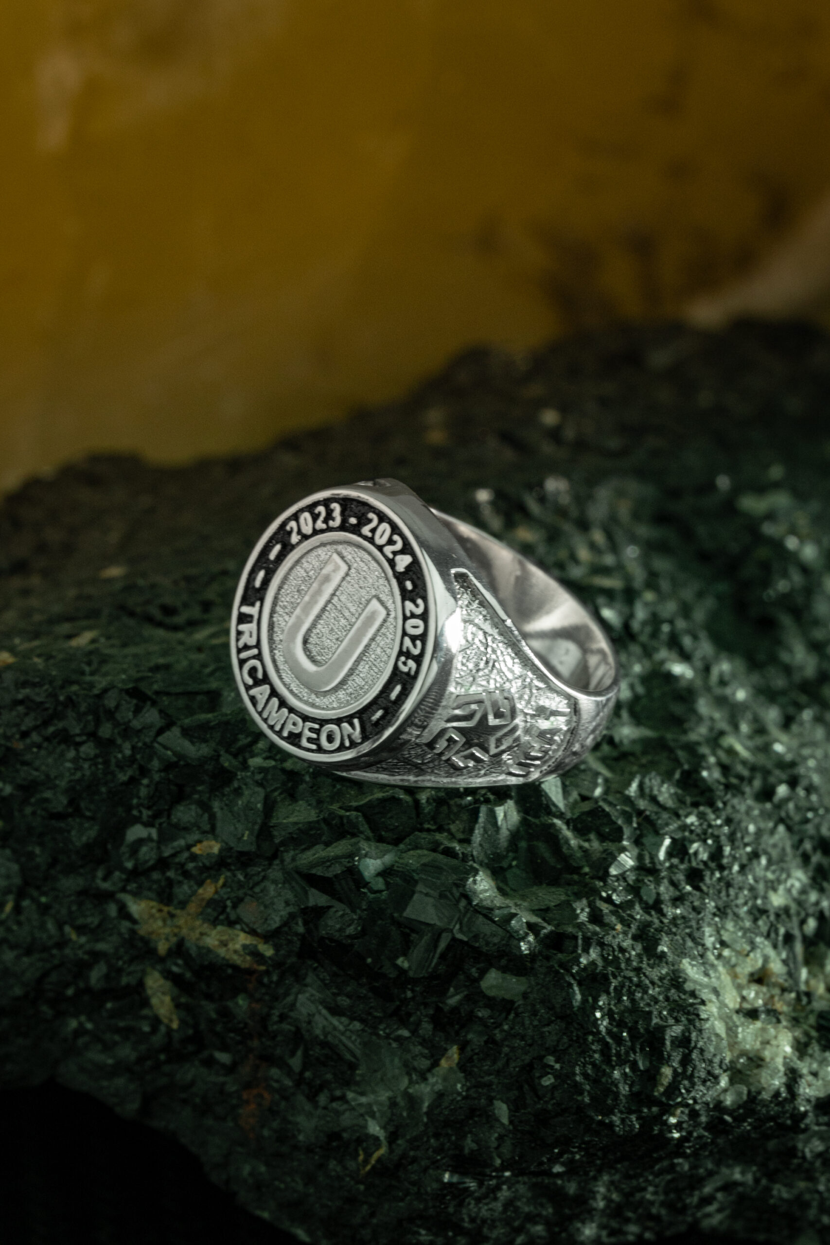 U Tricampeón - Imagen 2